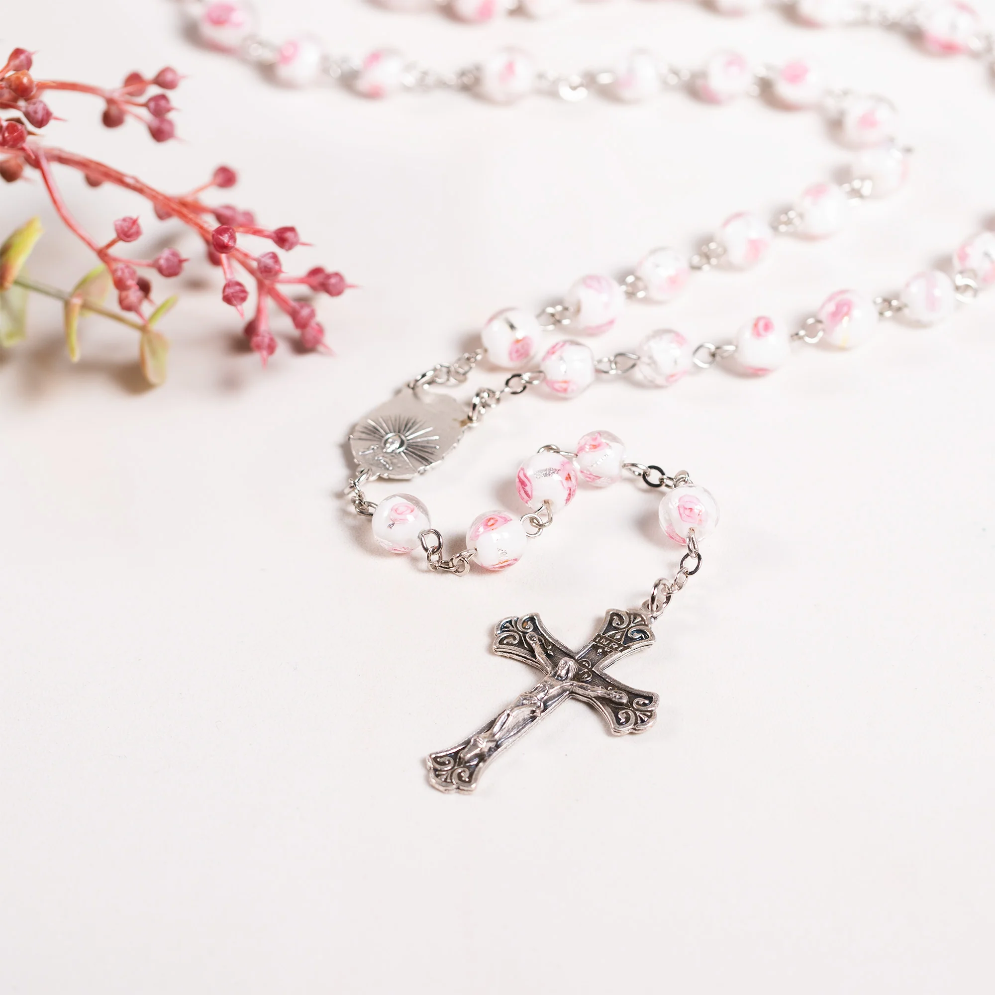 Italian Glass Rose Bead Rosary - Image 3