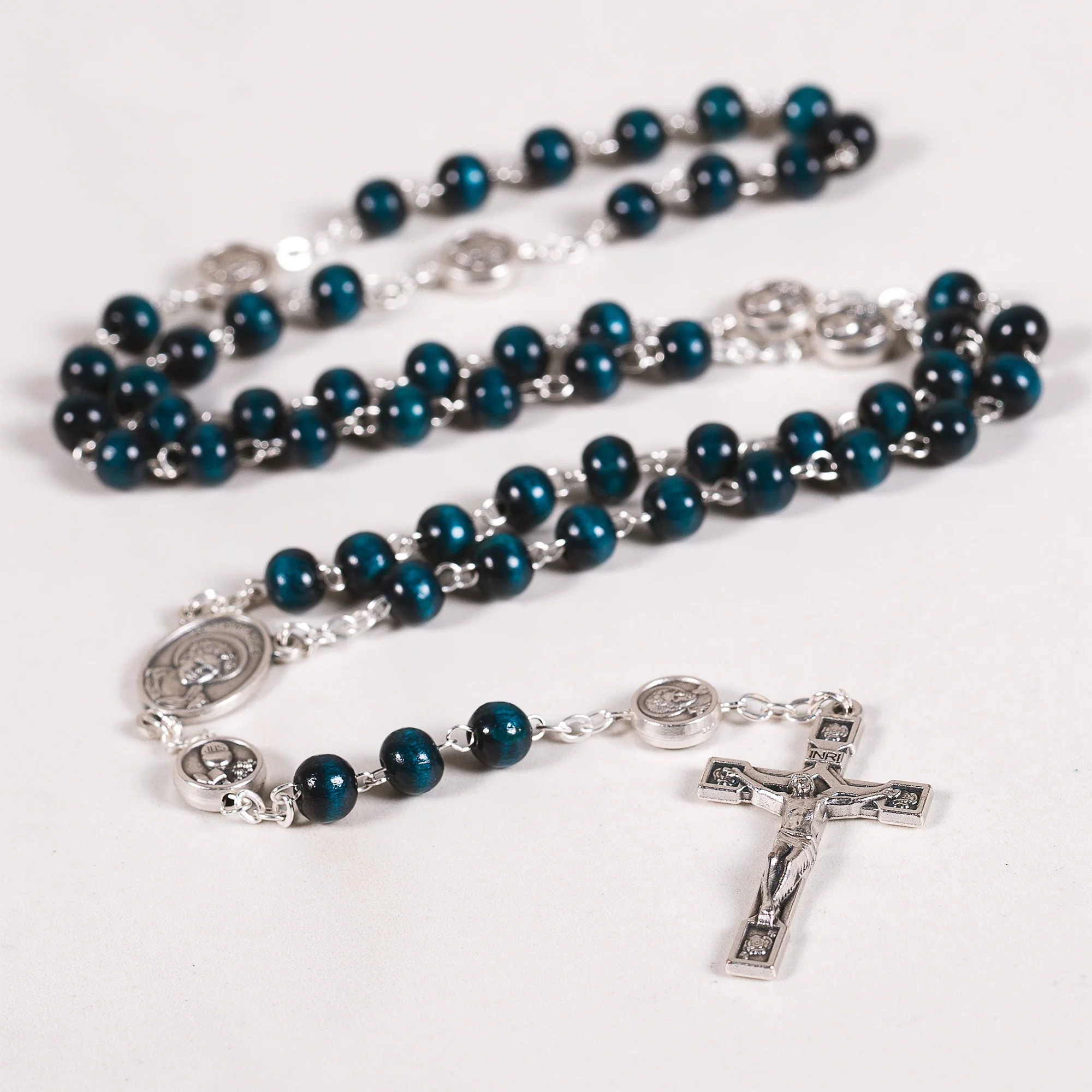 St. Carlo Acutis Blue Wood Rosary - Image 3